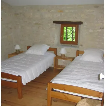 Maison Amant De Boixe * Saint-Amant-de-Boixe